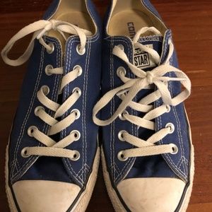 WOMEN'S CHUCK TAYLOR ALL STAR LOW TOP